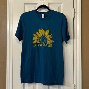 Teal Blue Sunflower Short Sleeve Bella Canvas T-Shirt- Size M